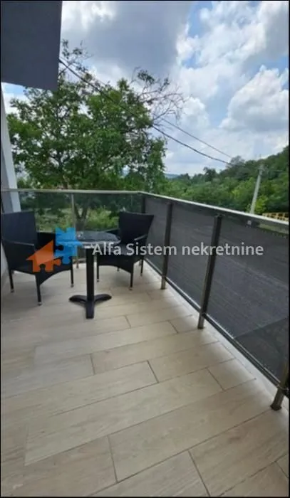 Rent, four bedroom apartment, 160m², Savski Venac, Beograd