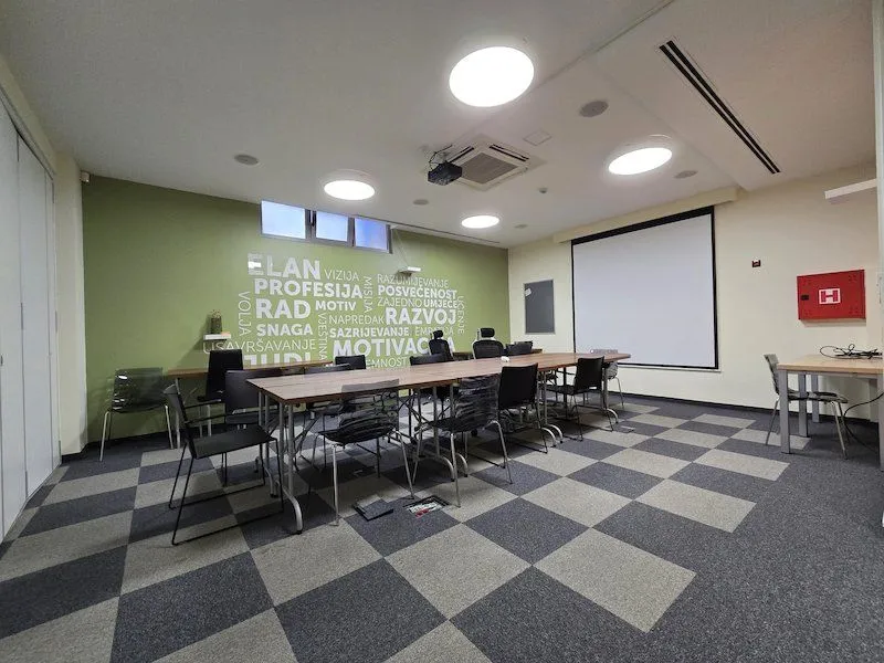 Sale, office space, 370m², Blok 9, Podgorica