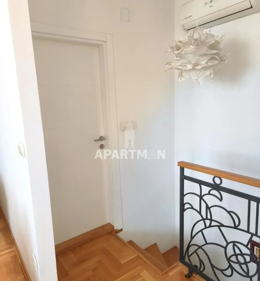 Prodaja, trosoban stan, 68m², Lekino Brdo, Voždovac Sve Podlokacije