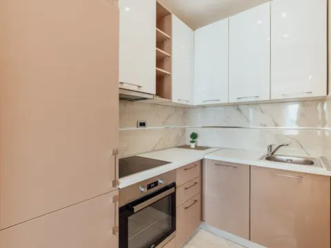 Sale, two bedroom apartment, 62m², Krašići, Tivat - image 9
