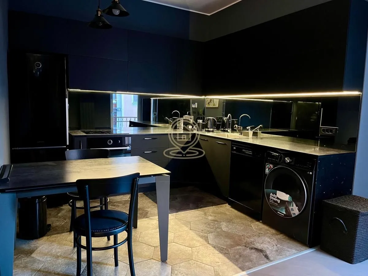 Rent, three bedroom apartment, 85m², Stari Grad, Beograd