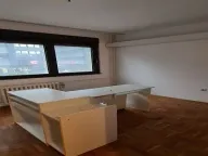 Izdavanje, poslovni prostor, 117m², Slavija, Vračar Sve Podlokacije - image 1