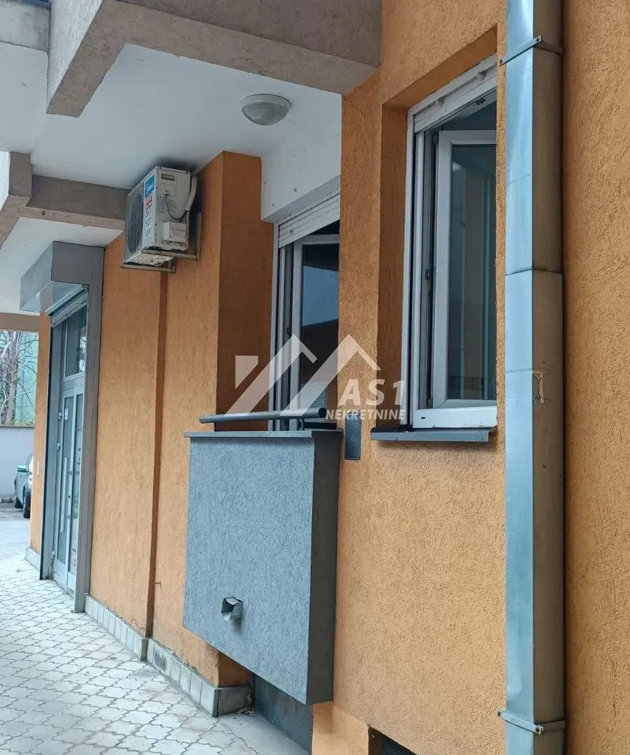 Prodaja, dvosoban stan, 69m², Grbavica, Novi Sad Sve Podlokacije