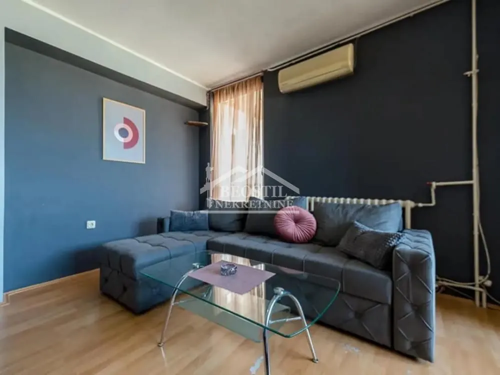 Prodaja, dvosoban stan, 52m², Centar, Smederevo