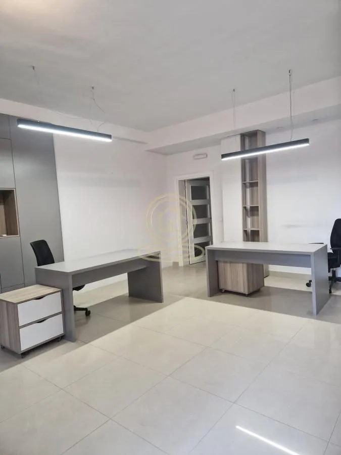 Rent, office space, 70m², Hadzipopovac, Palilula Sve Podlokacije