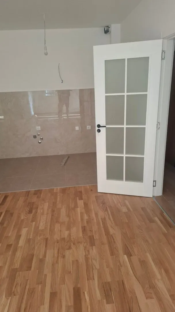 Prodaja, dvosoban stan, 61m², Zagorič, Podgorica
