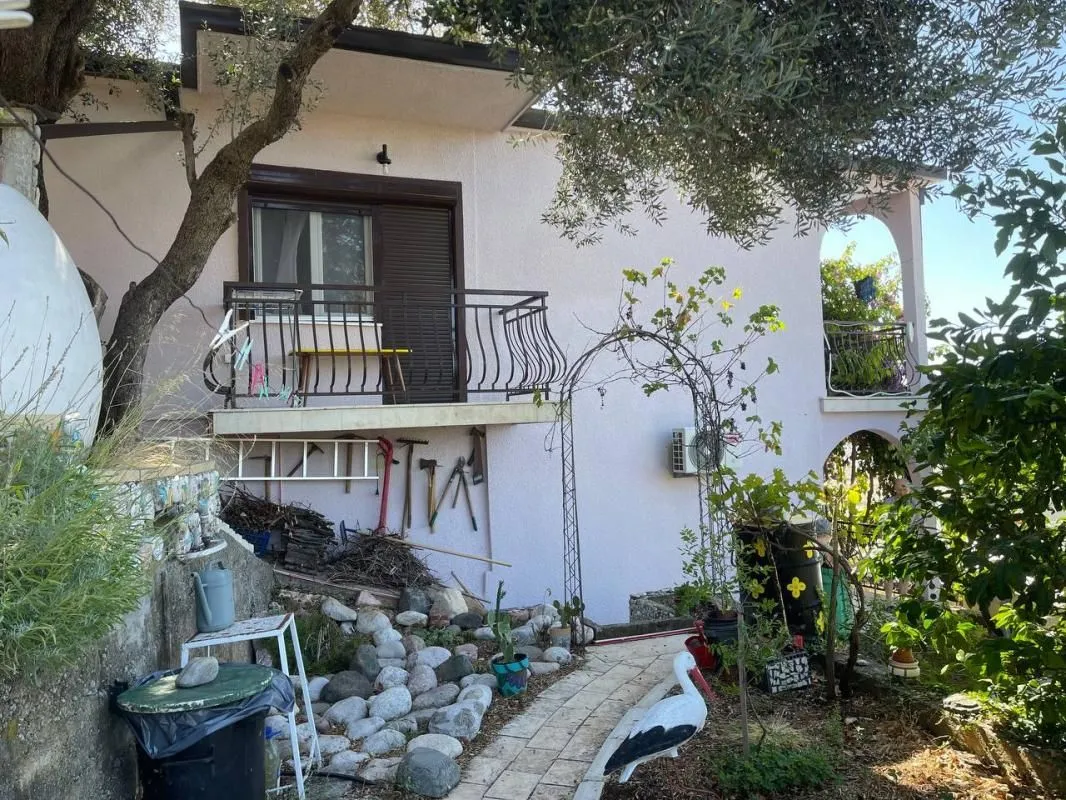 Prodaja, kuća, 205m², Sutomore, Bar
