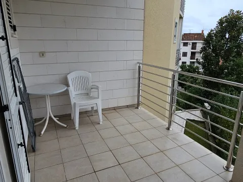 Rent, two bedroom apartment, 32m², Gomila, Herceg Novi - image 8