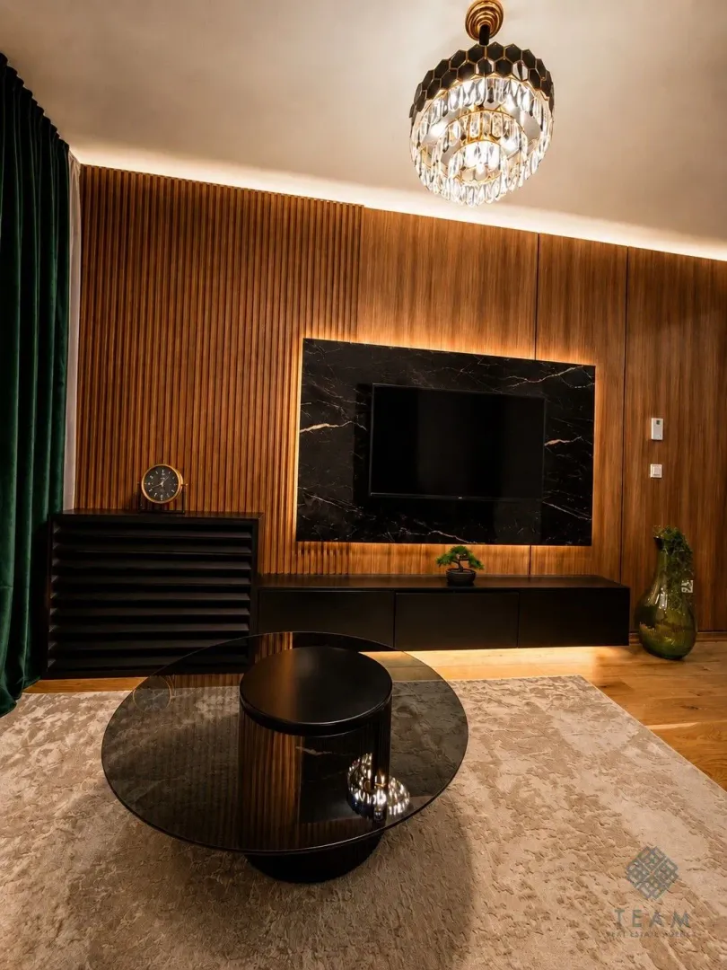 Rent, one bedroom apartment, 42m², Centar, Kolašin