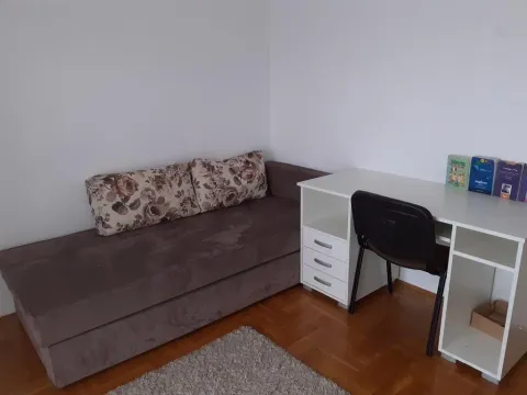 Rent, three bedroom apartment, 95m², Dalmatinska ulica, Podgorica - image 9