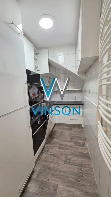 Prodaja, četvorosoban stan, 90m², Bulevar Evrope, Novi Sad Sve Podlokacije