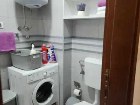 Izdavanje, jednosoban stan, 45m², Tuški Put, Podgorica - image 11