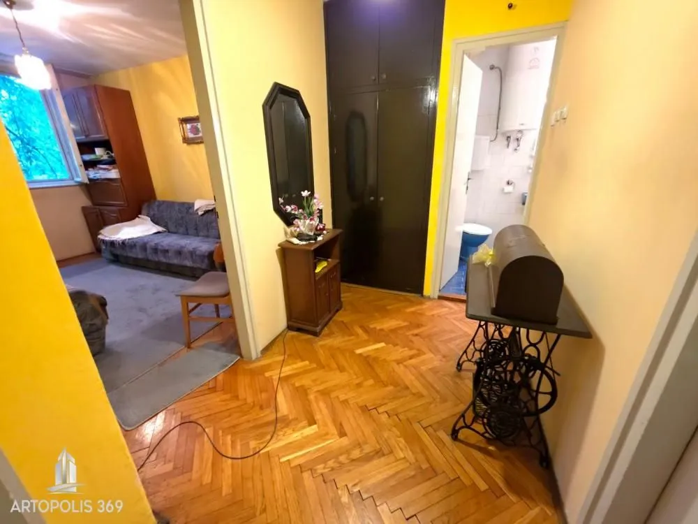 Prodaja, dvosoban stan, 60m², Novi Beograd Blok 1 Fontana, Novi Beograd Sve Podlokacije