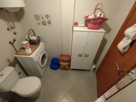 Prodaja, jednosoban stan, 47m², Krivi Most, Podgorica - image 15
