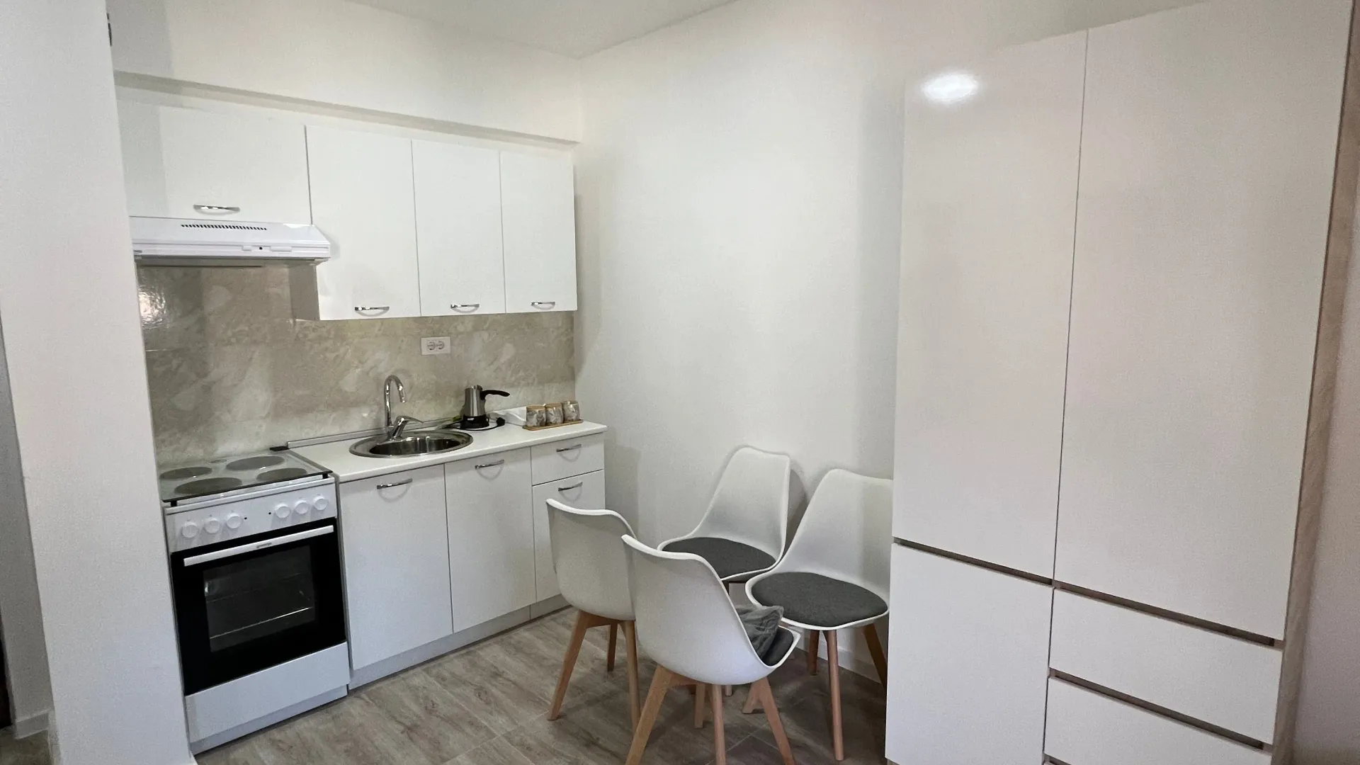 Rent, studio apartment, 25m², Šušanj, Bar