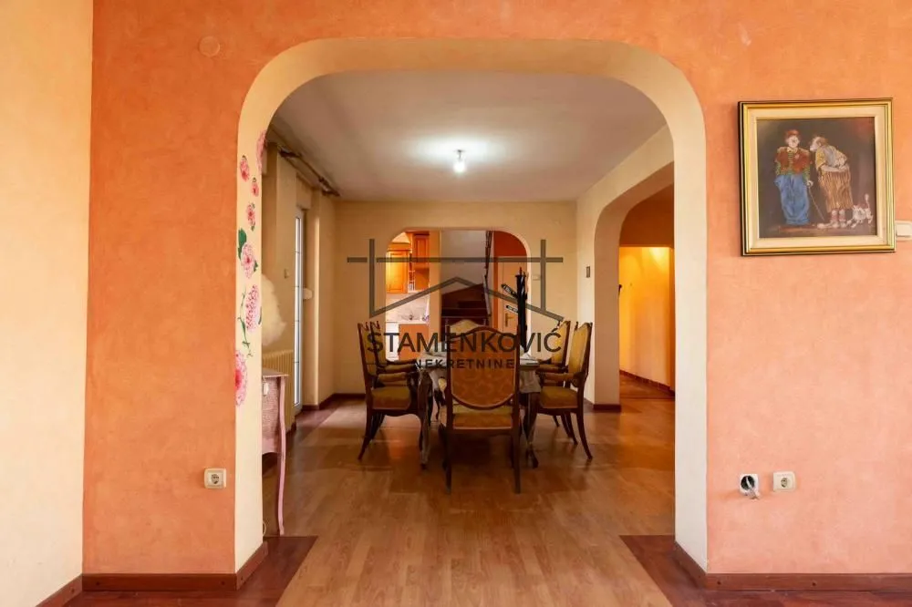 Prodaja, četvorosoban stan, 179m², Kej, Novi Sad Sve Podlokacije