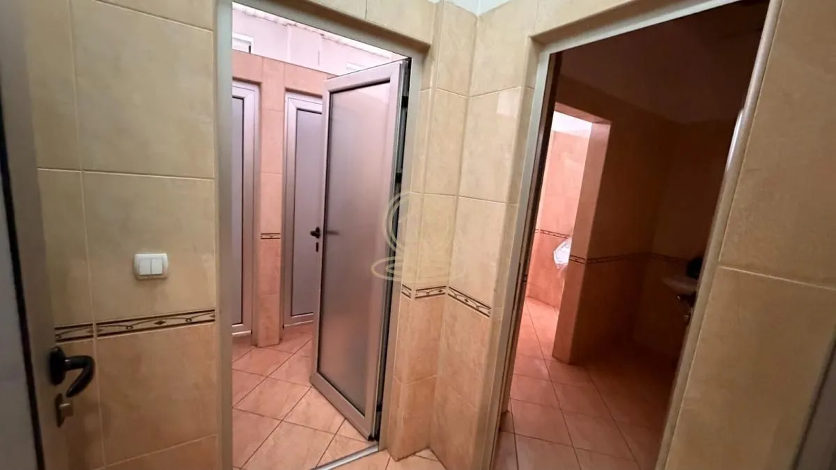 Sale, office space, 31m², Vašarište, Kragujevac