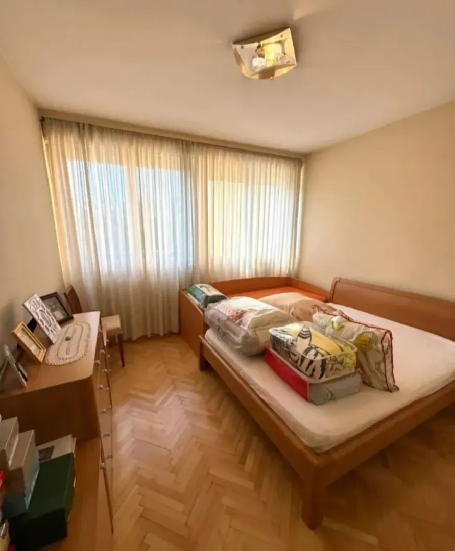 Prodaja, trosoban stan, 102m², Pejton, Podgorica