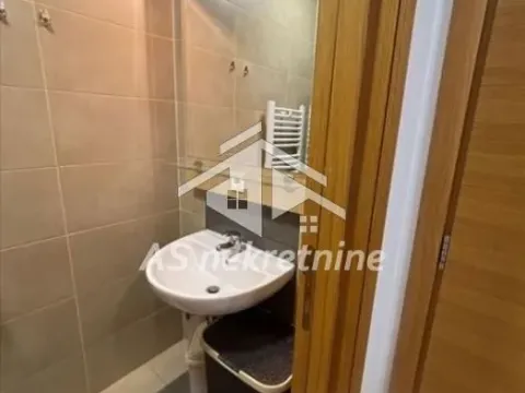 Rent, two bedroom apartment, 40m², Stari Grad, Beograd - image 19