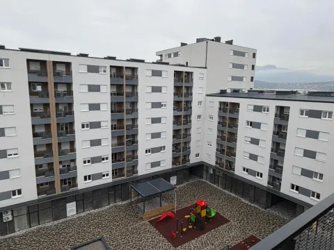 Prodaja, jednosoban stan, 46m², Stari Aerodrom, Podgorica - image 4