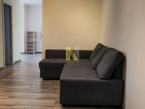 Izdavanje, poslovni prostor, 56m², Centar, Novi Sad - image 16
