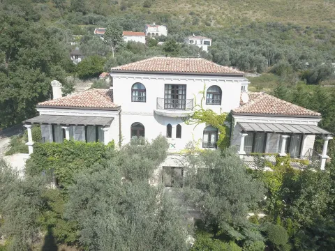Sale, house, 550m², Reževići, Budva - image 3