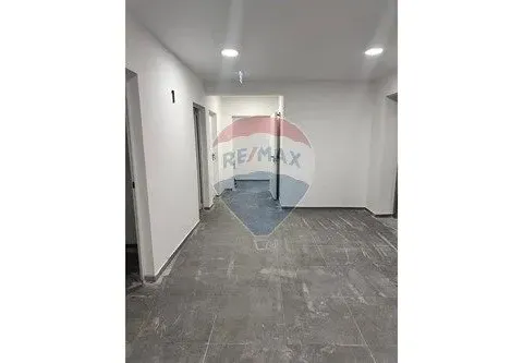 Prodaja, dvosoban stan, 70m², Stari Aerodrom, Podgorica - image 2