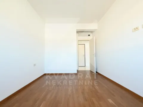 Izdavanje, dvosoban stan, 70m², Zabjelo, Podgorica - image 9