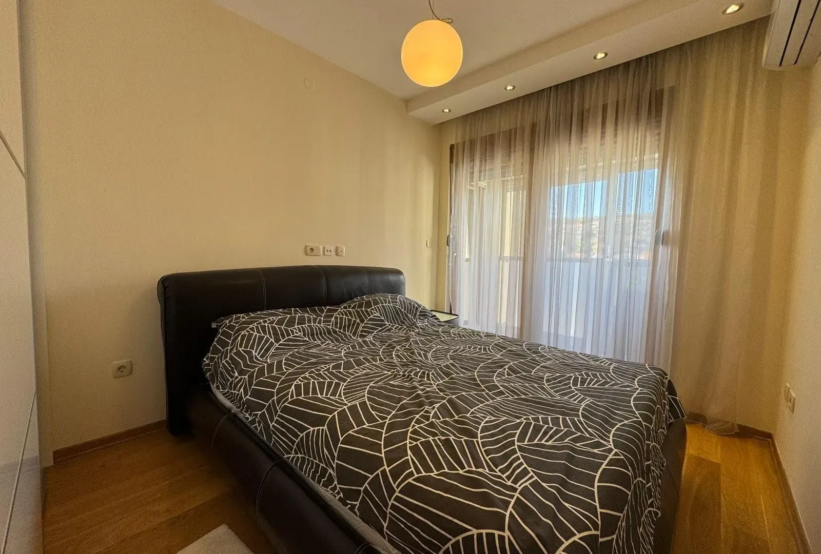 Izdavanje, dvosoban stan, 71m², Preko Morače, Podgorica