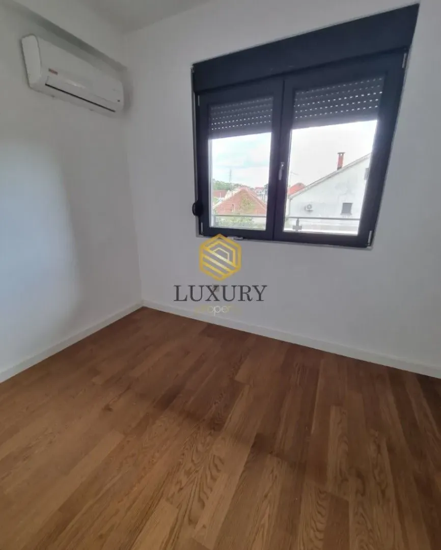 Prodaja, dvosoban stan, 59m², Dalmatinska ulica, Podgorica
