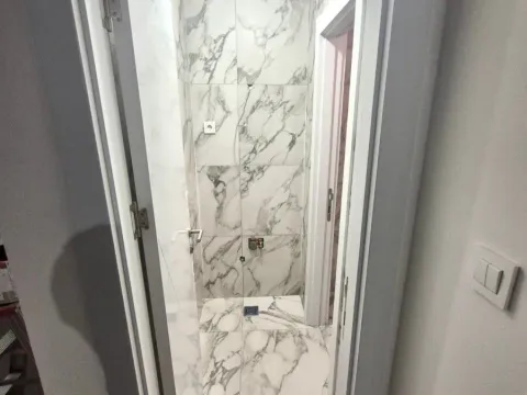 Izdavanje, poslovni prostor, 54m², Momišići, Podgorica - image 2