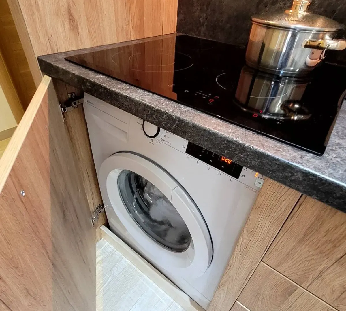 Prodaja, ugostiteljski objekat, 358m², Centar, Zlatibor