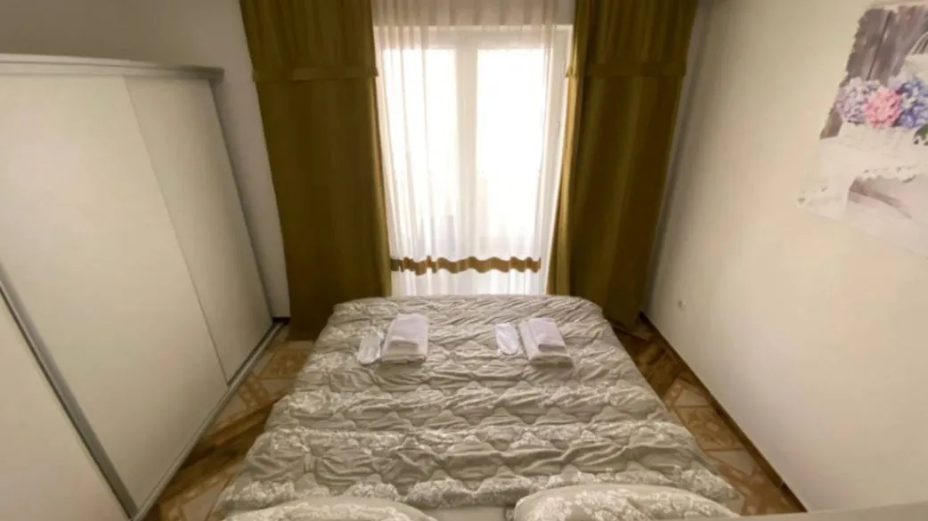 Prodaja, ugostiteljski objekat, 400m², Dobrota, Kotor