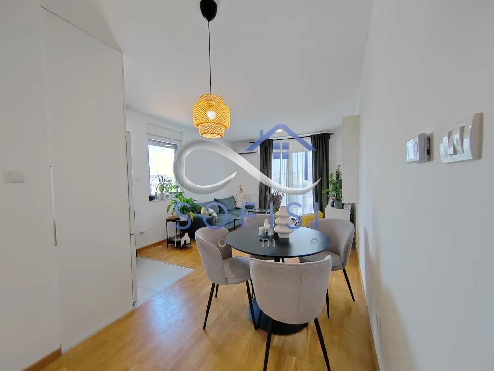 Prodaja, trosoban stan, 63m², Salajka, Novi Sad Sve Podlokacije