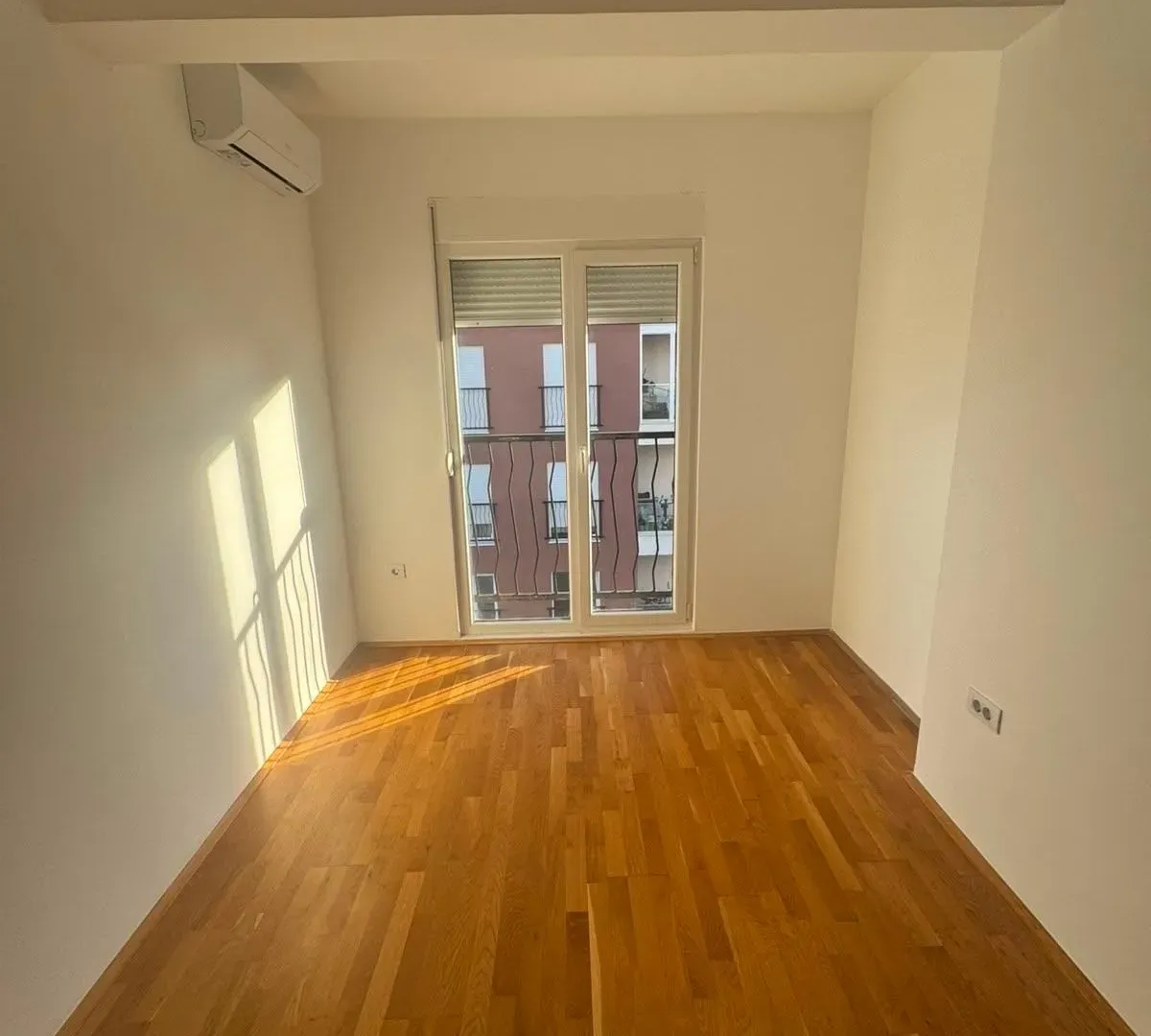 Rent, two bedroom apartment, 62m², Stari Aerodrom, Podgorica