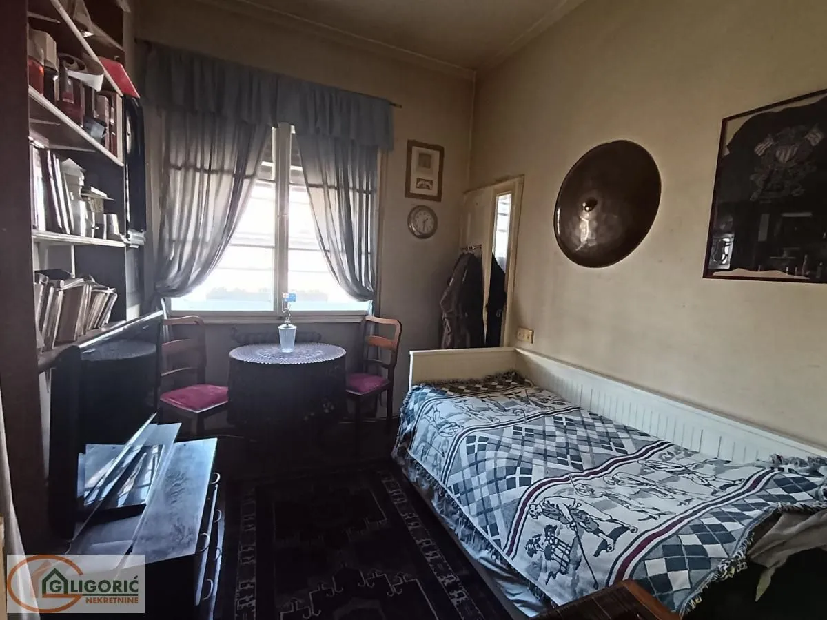 Prodaja, trosoban stan, 90m², Stari Grad, Beograd