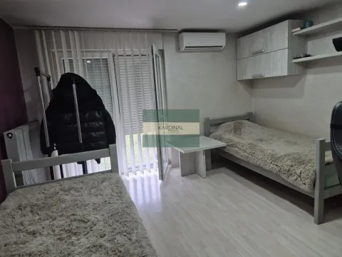 Prodaja, kuća, 136m², Jagodina, Srbija - image 16