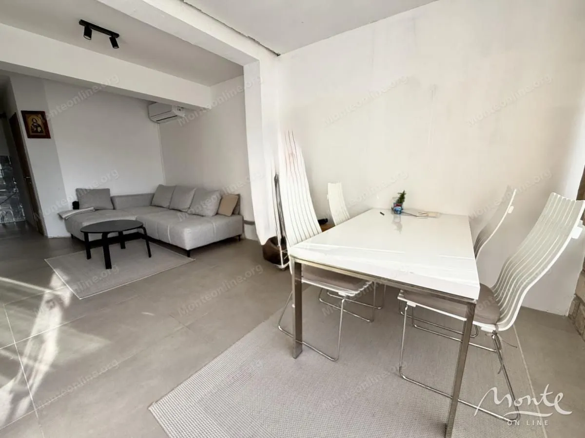 Sale, two bedroom apartment, 54m², Kamenovo, Budva