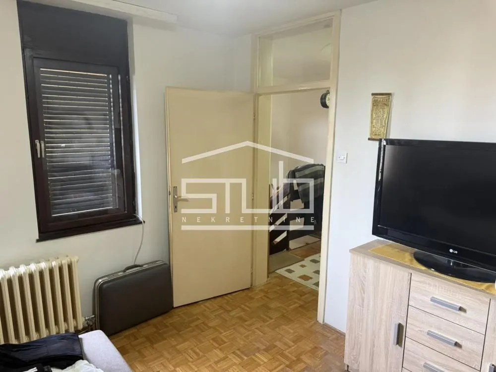Prodaja, stan, 88m², Resnik, Beograd
