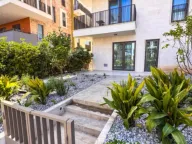 Izdavanje, jednosoban stan, 106m², Porto Montenegro, Tivat - image 2