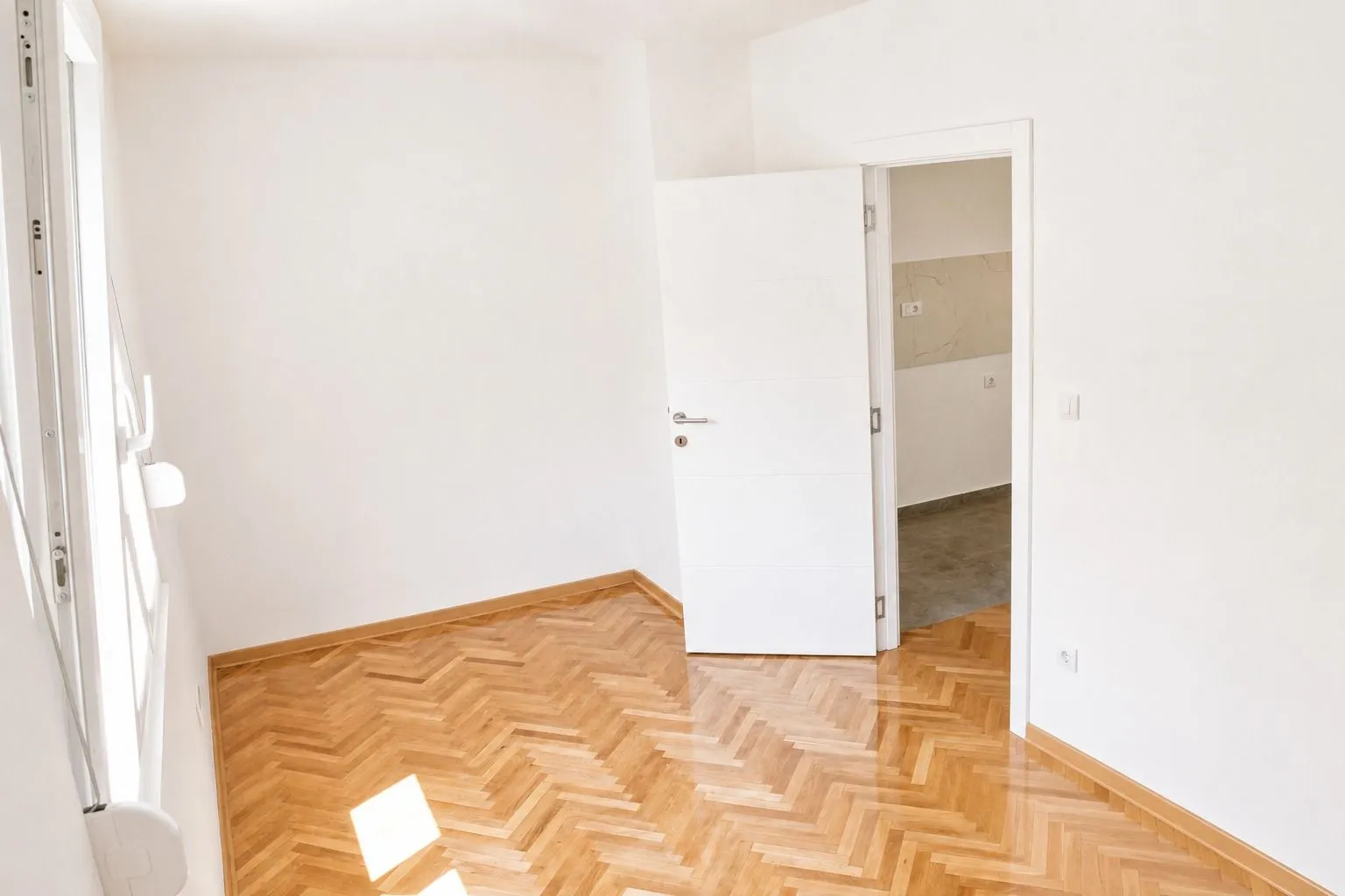 Prodaja, dvosoban stan, 55m², Karaburma, Palilula Sve Podlokacije