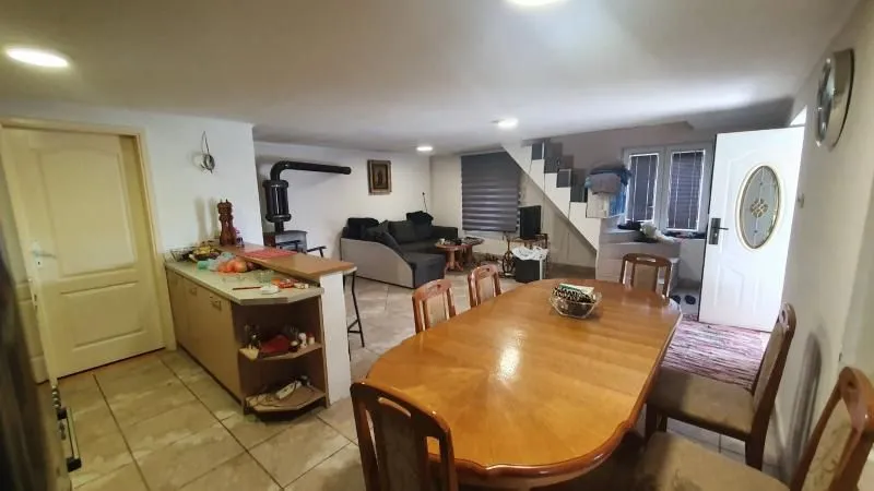 Sale, house, 168m², Kamenjar, Novi Sad Sve Podlokacije