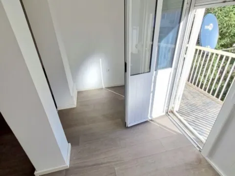 Prodaja, jednosoban stan, 48m², Autobuska stanica, Podgorica - image 6