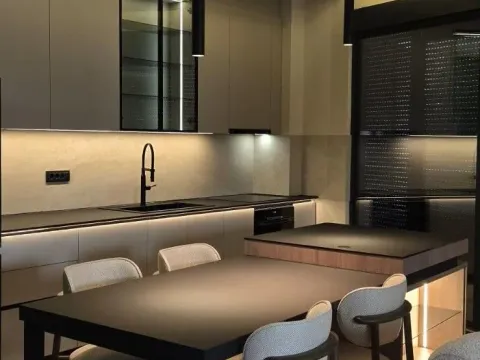 Izdavanje, trosoban stan, 82m², Olimp, Zvezdara Sve Podlokacije - image 7