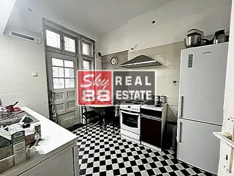 Sale, four bedroom apartment, 92m², Stari Grad, Beograd - image 15