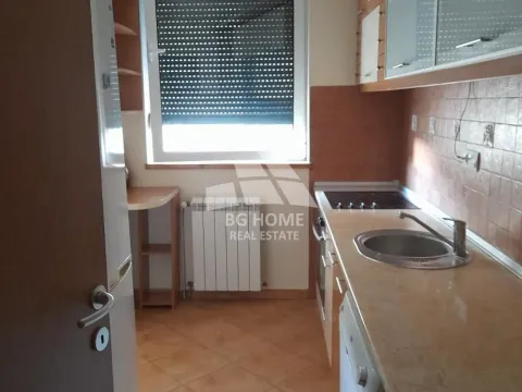Izdavanje, trosoban stan, 80m², Južni Bulevar, Vračar Sve Podlokacije - image 4