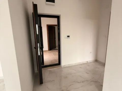 Sale, one bedroom apartment, 49m², Tivat, Crna Gora - image 7