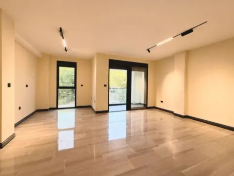 Prodaja, trosoban stan, 111m², Vezirov Most, Podgorica - image 2