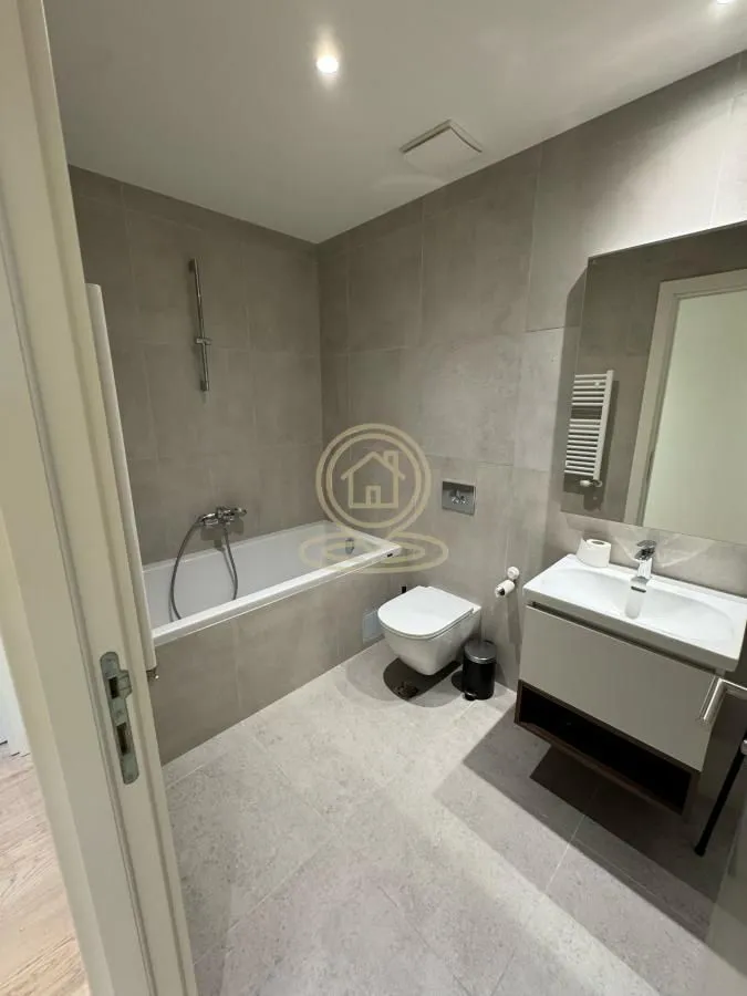 Rent, four bedroom apartment, 110m², Savski Venac, Beograd