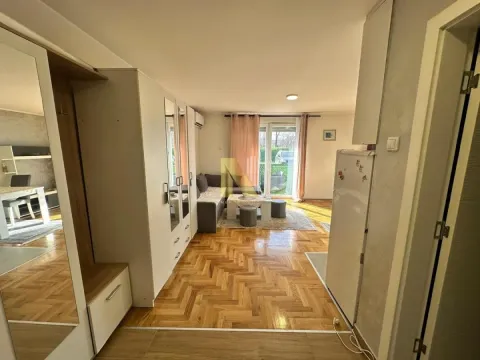 Rent, studio apartment, 29m², Telep, Novi Sad Sve Podlokacije - image 6